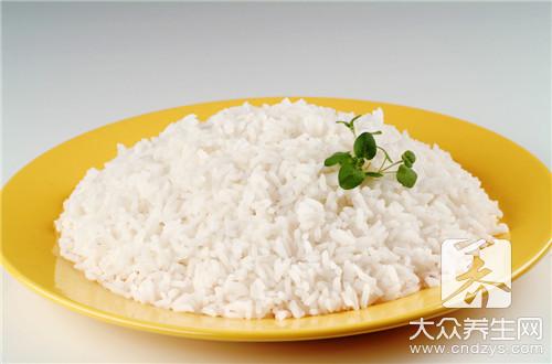  蒸米饭用什么米