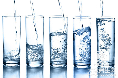 健身的时候喝什么水？