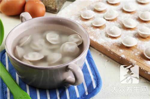 微波炉煮速冻水饺