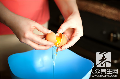  橄榄油煎鸡蛋