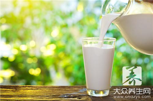 鲜奶加热的正确方法是什么？