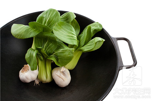 哺乳期能吃青菜吗？